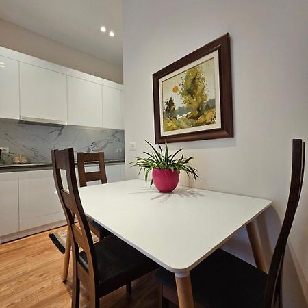 Alba Studio Apartment Tirana Zewnętrze zdjęcie
