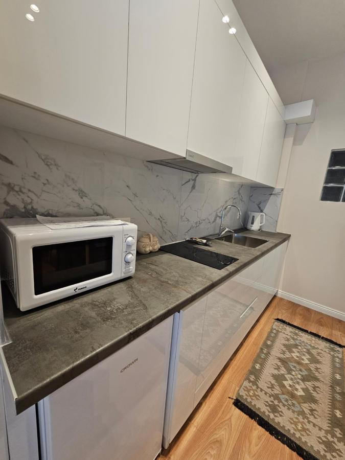 Alba Studio Apartment Tirana Zewnętrze zdjęcie