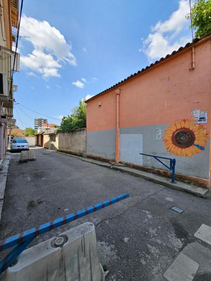 Alba Studio Apartment Tirana Zewnętrze zdjęcie